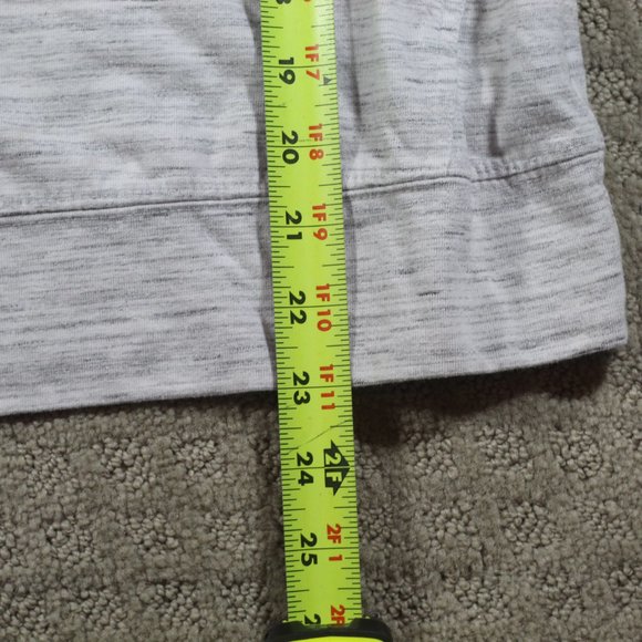 Set of 2 Wrangler Size 10/12 Hooded Long Sleeve Kangaroo Pouch Shirts - Picture 8 of 11